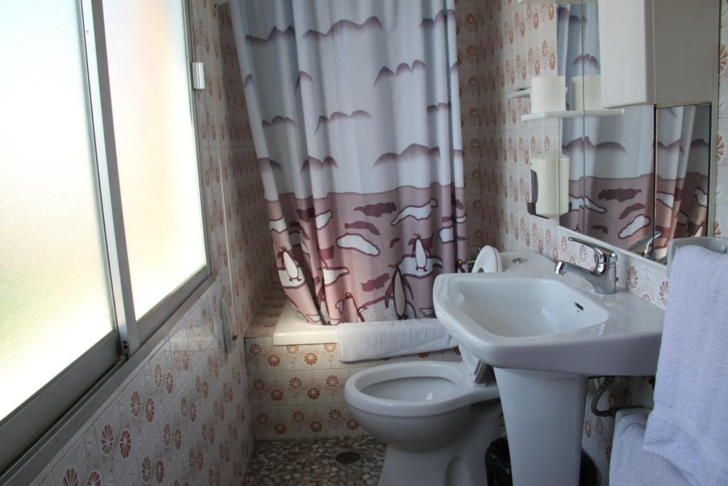Hostal Mengual Gandia Zewnętrze zdjęcie