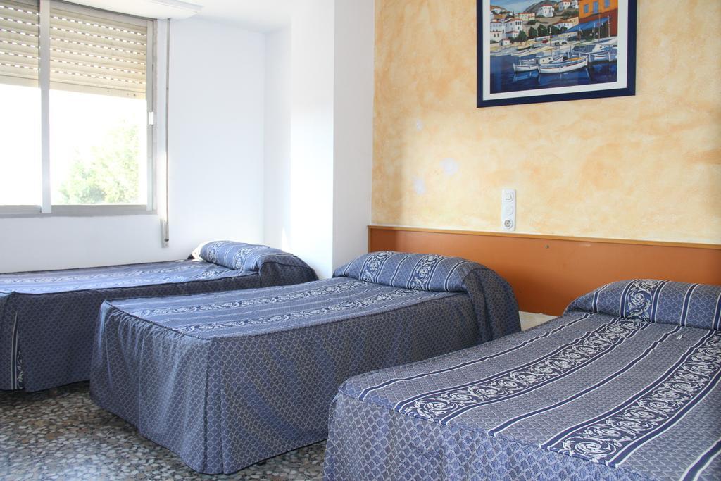 Hostal Mengual Gandia Zewnętrze zdjęcie